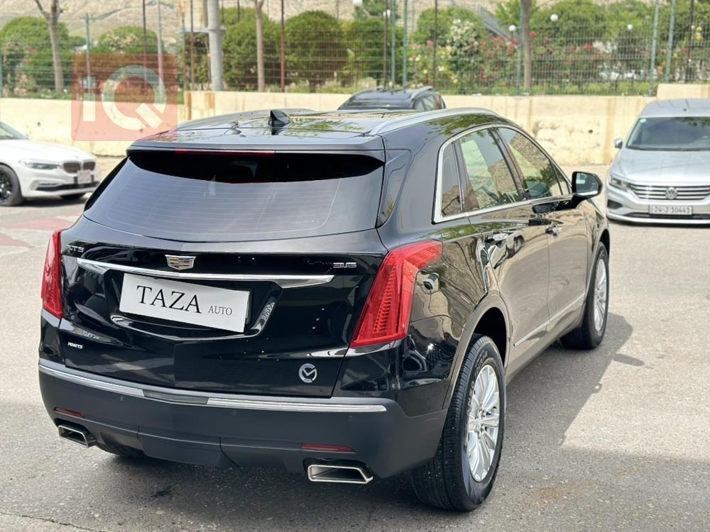 کادیلاک XT5